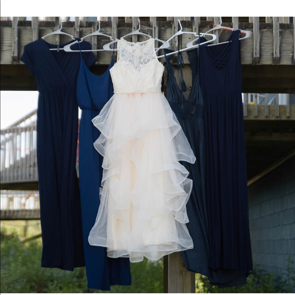 2 Pc. Ivory Lace Wedding Dress w/ Full Skirt 👰🏻